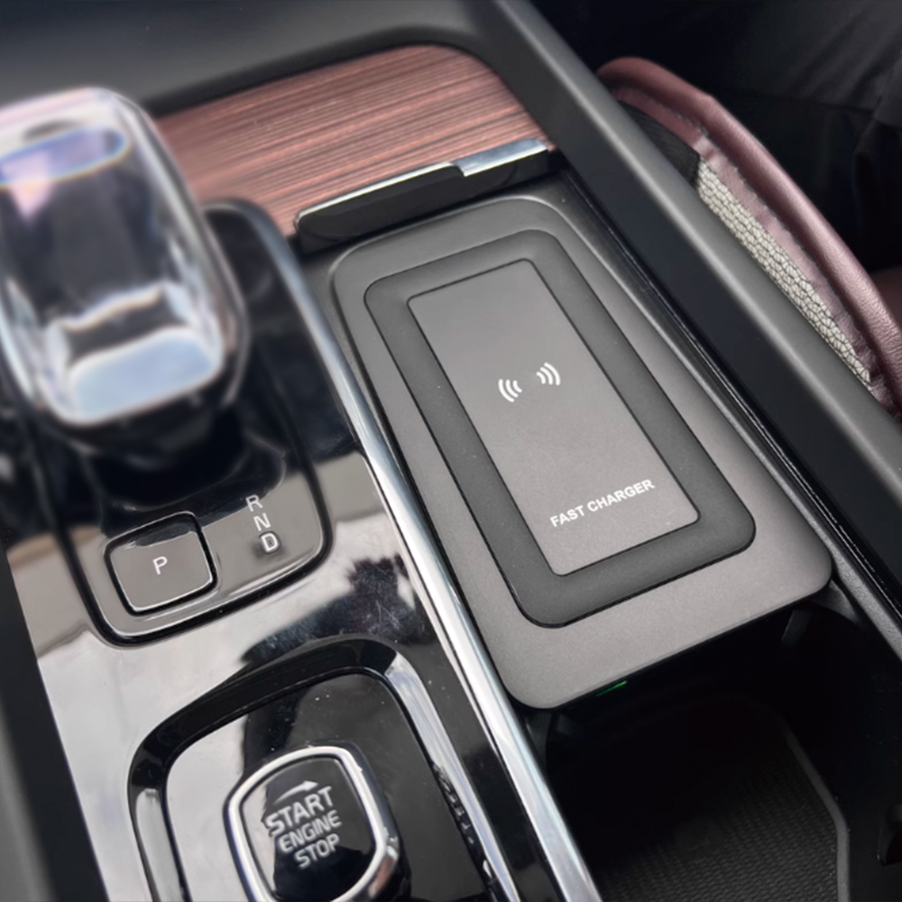 Center Console Wireless Charge - огляд і ціна Volvo Car Accessories Xc60